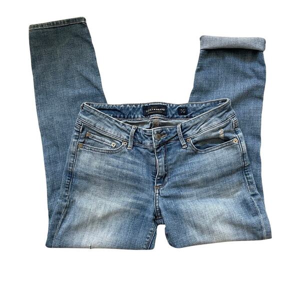 Lucky Brand 4/27 Lolita Crop Jeans | Mid Rise, Light Wash, Distressed Slim Fit - Picture 3 of 10